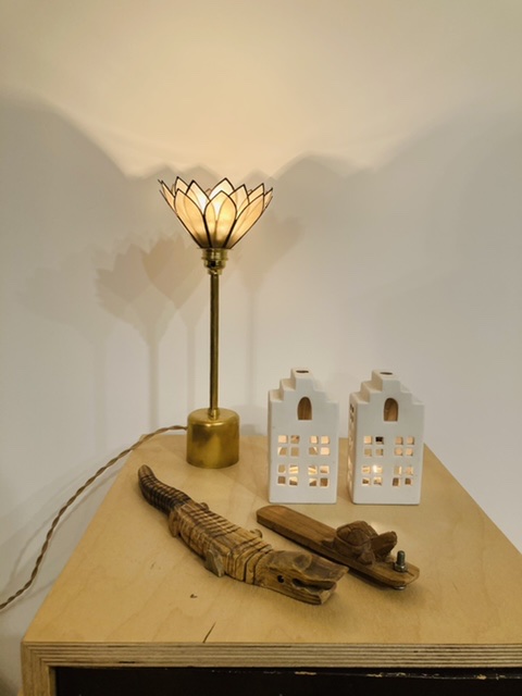 Hutta objects with stories - Belgian Corner